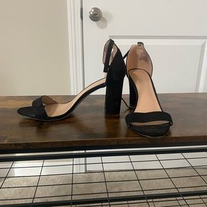 Black Velvet Sandal Heel